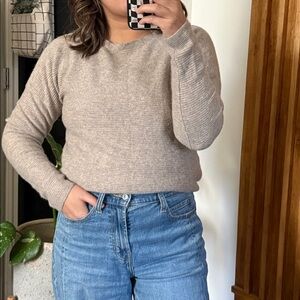 Griffen Cashmere Taupe Tan High Low Round neck Sweater. Size M
